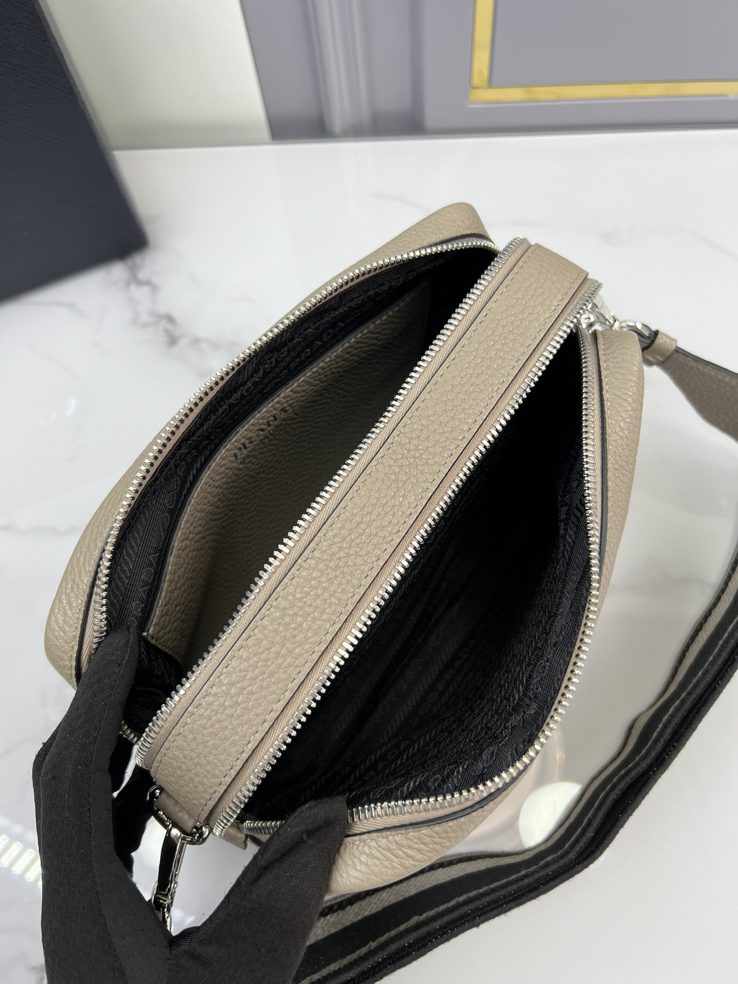 handbags prada 1BD082 22*14*8 - vstockx