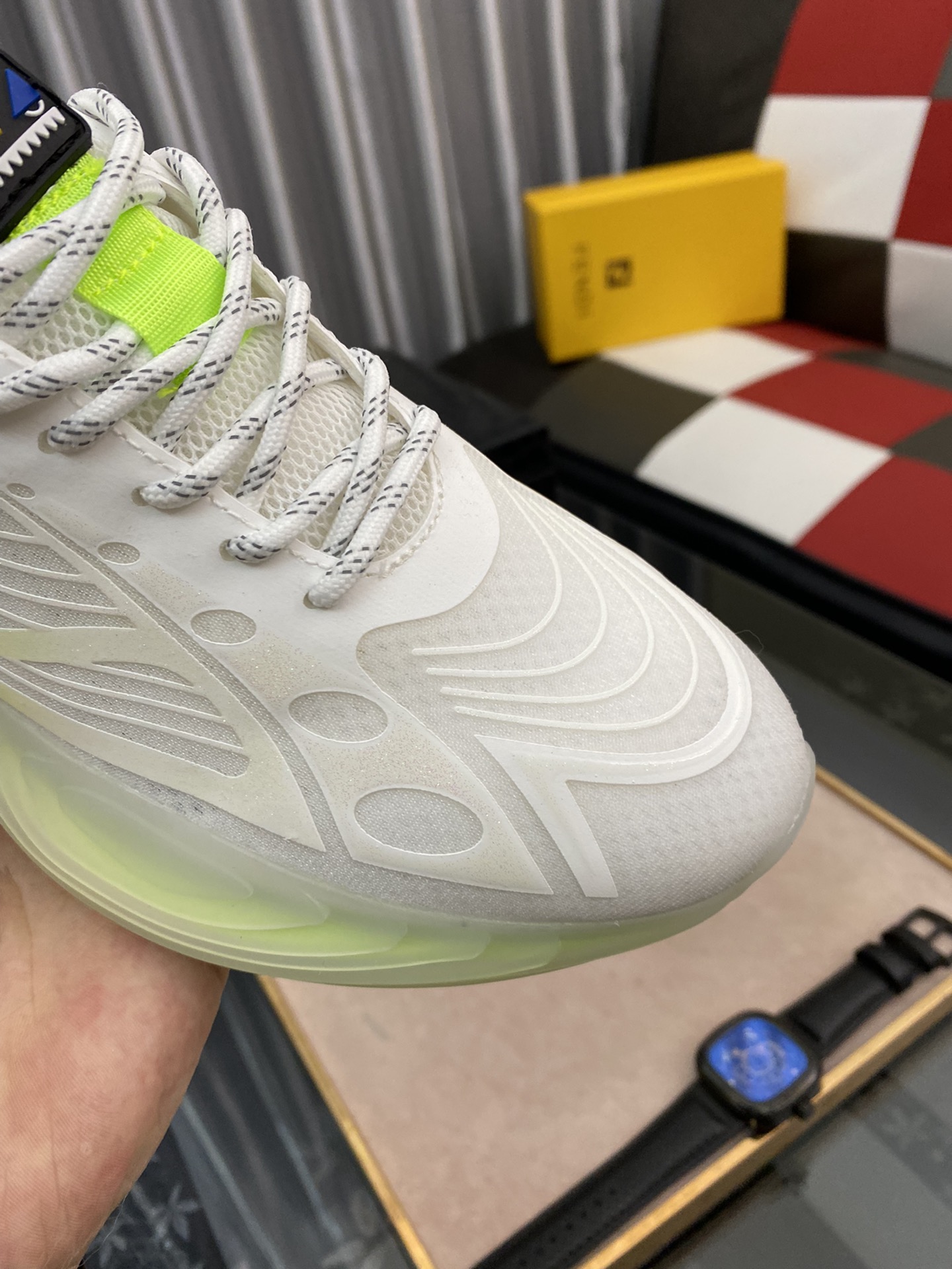 Fendi Low Top Sneakers 3 - vstockx