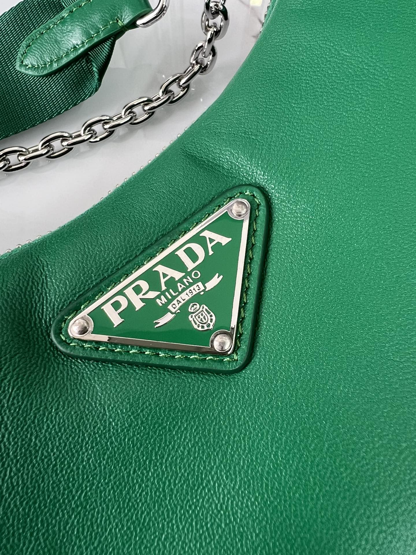 handbags prada 1BH204 22*18*6.5 - vstockx
