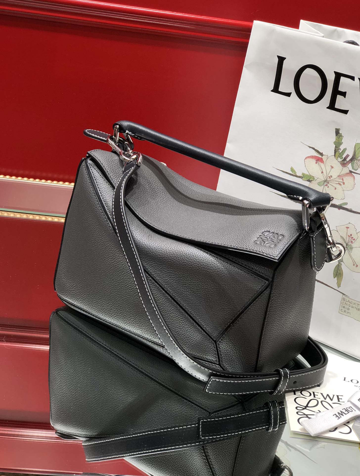 Handbags LOEWE zp size:24*14*11 cm - vstockx
