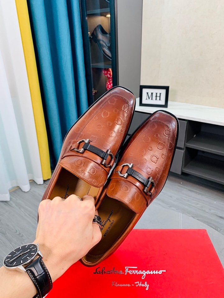 Salvatore Ferragamo Boots 24 - vstockx