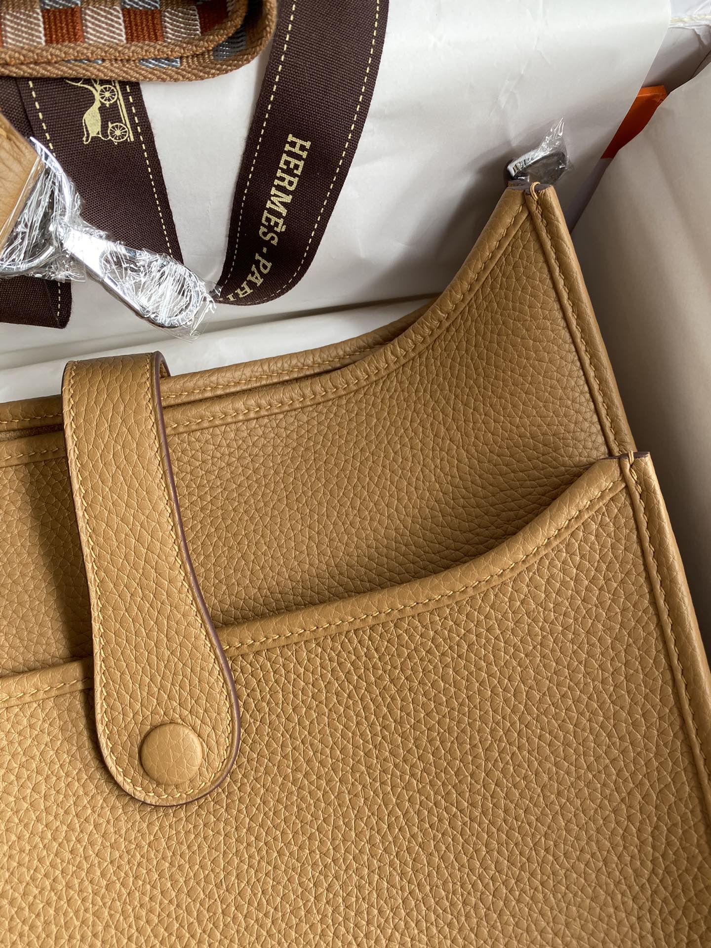 Handbags Hermes Evelyn size:29 cm - vstockx