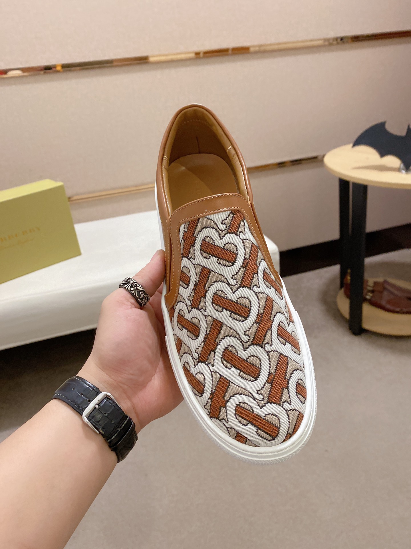 Burberry Perforated Check Sneaker 23 - vstockx