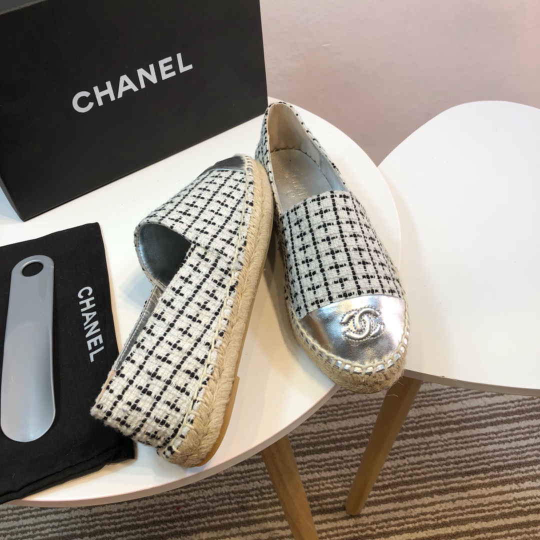 Chanel Loafers 34 - vstockx
