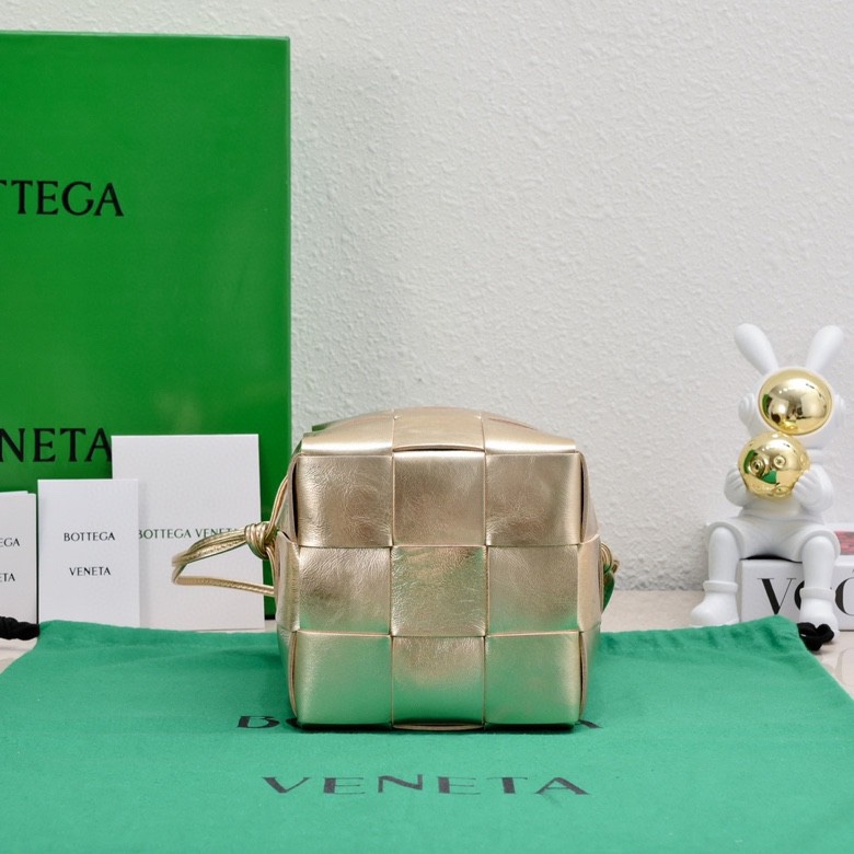 Handbags Bottega Veneta 6612 size:19 cm - vstockx