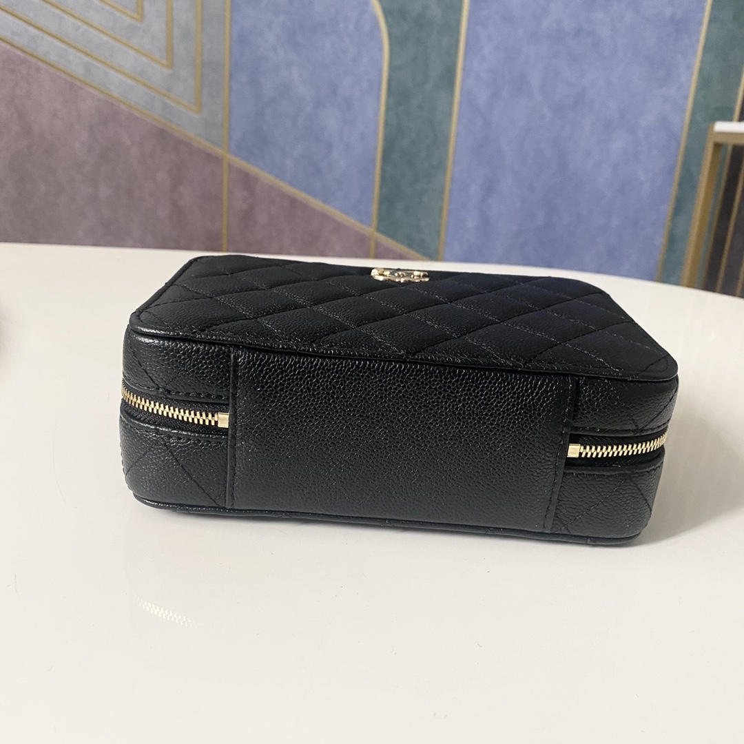 Handbag Chanel 3168 size 18.5x12.5x6 cm - vstockx