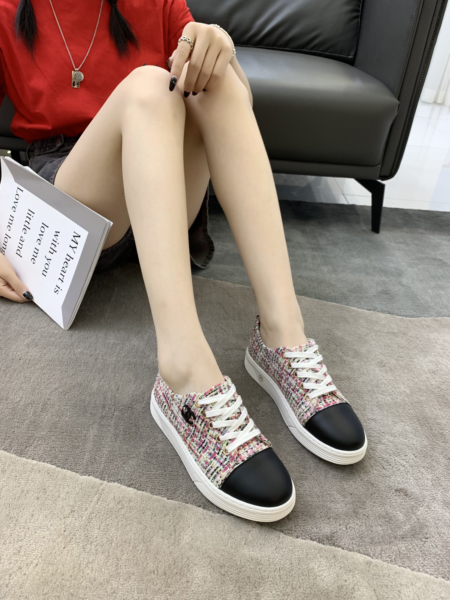 Chanel Platform Sneaker 35 - vstockx