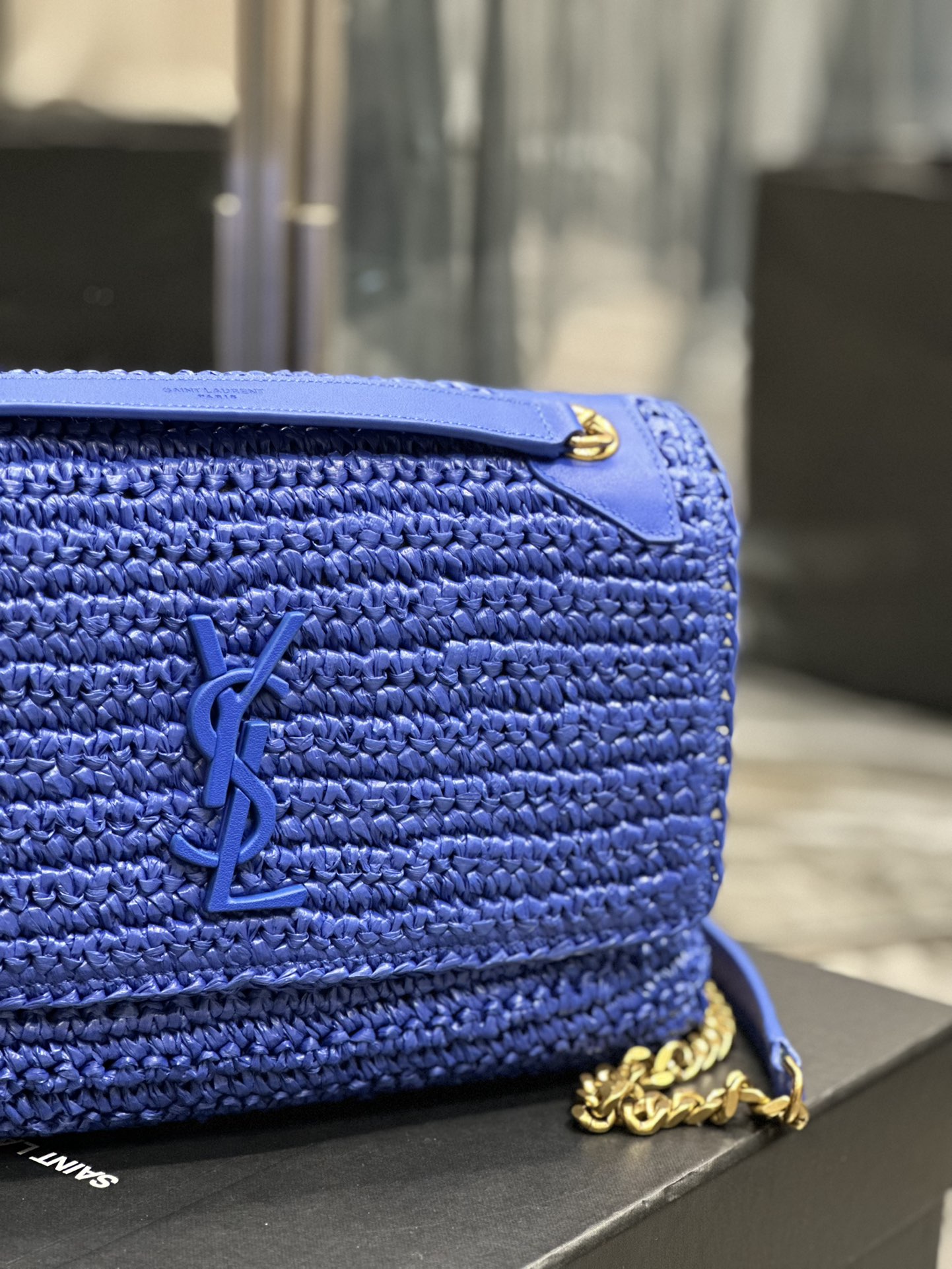 Handbags SAINT LAURENT 633158 size 28  20.5  8.5 cm - vstockx