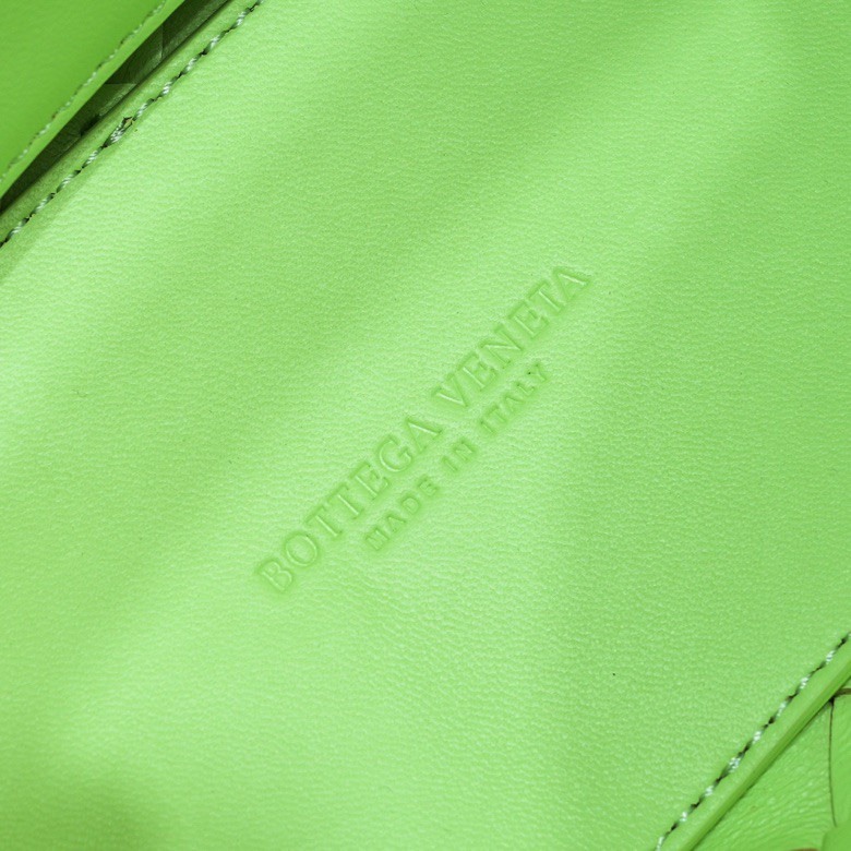 Handbags Bottega Veneta 7463 size:25*20*10 cm - vstockx