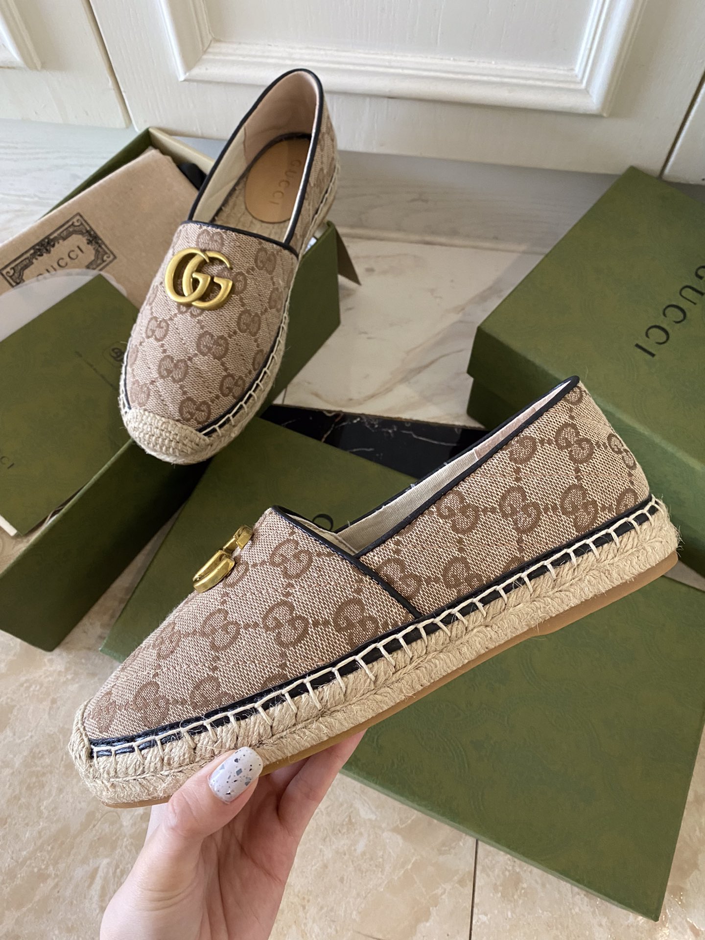 Gucci Leather espadrille with Double G WOMEN 2 - vstockx