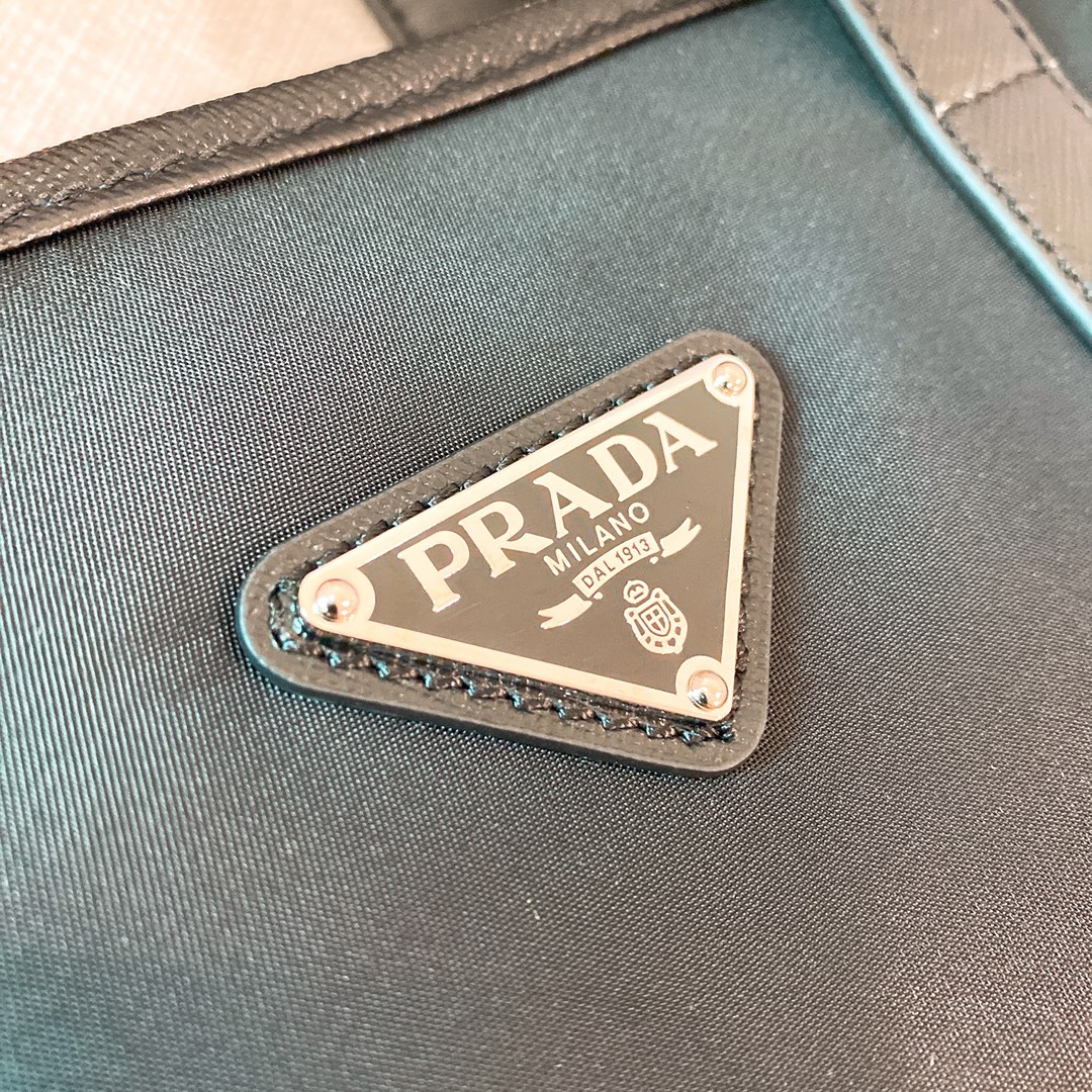 handbags prada 2VG064 size ?4*36*10cm - vstockx