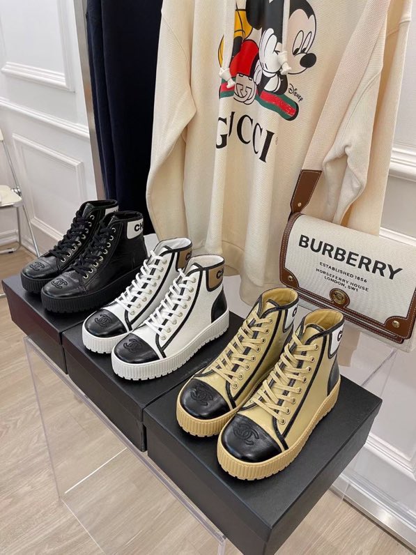 Chanel Platform Sneaker 1 - vstockx