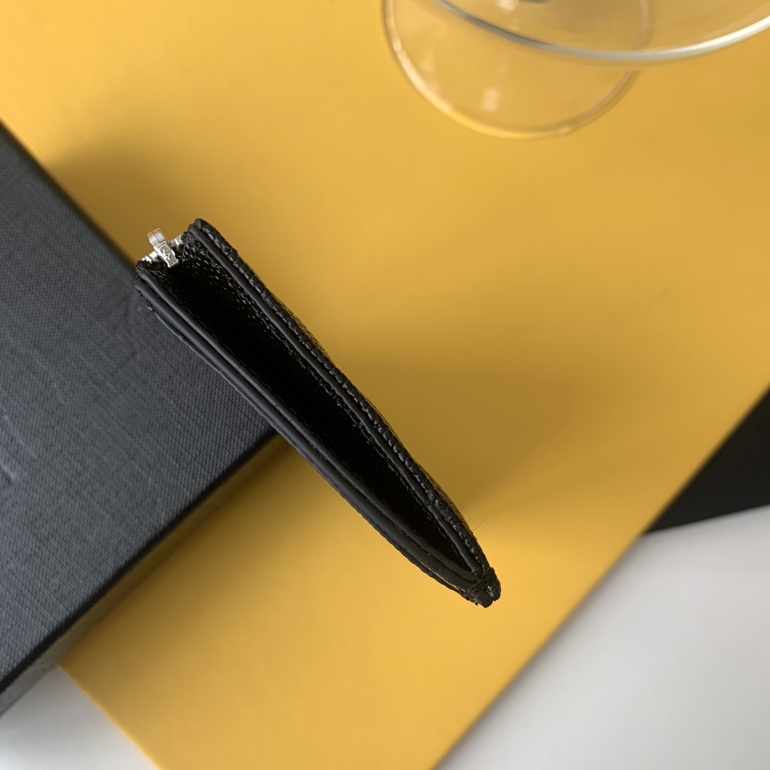 Handbags SAINT LAURENT 607915 size 13  8 cm - vstockx