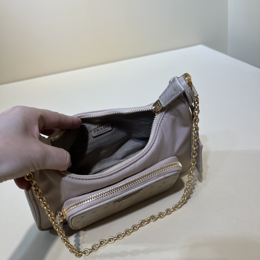 Handbags Prada 1BC198 size:22×19.5×6 cm - vstockx