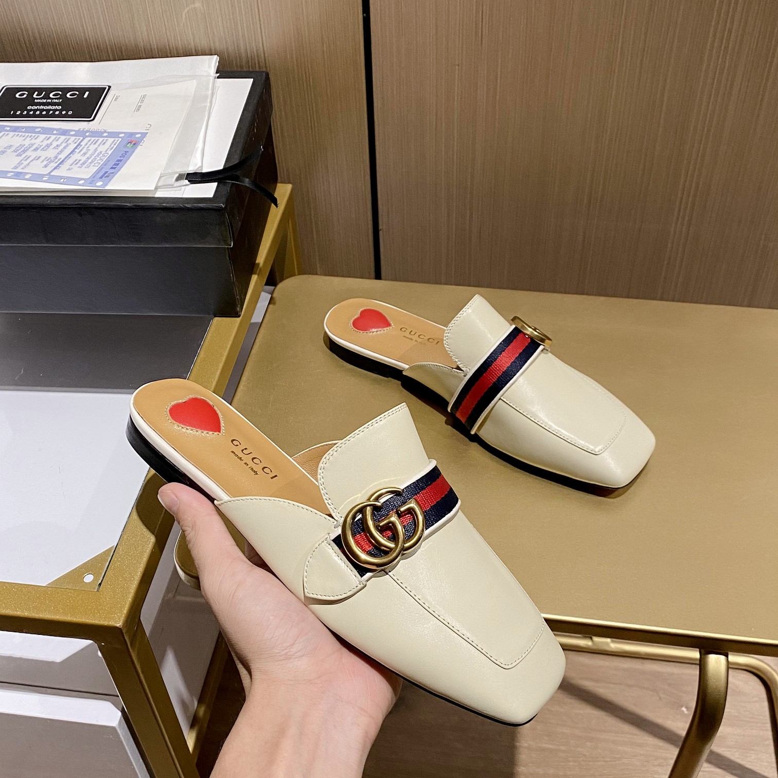 Gucci Leather mid-heel loafer Women 12 - vstockx