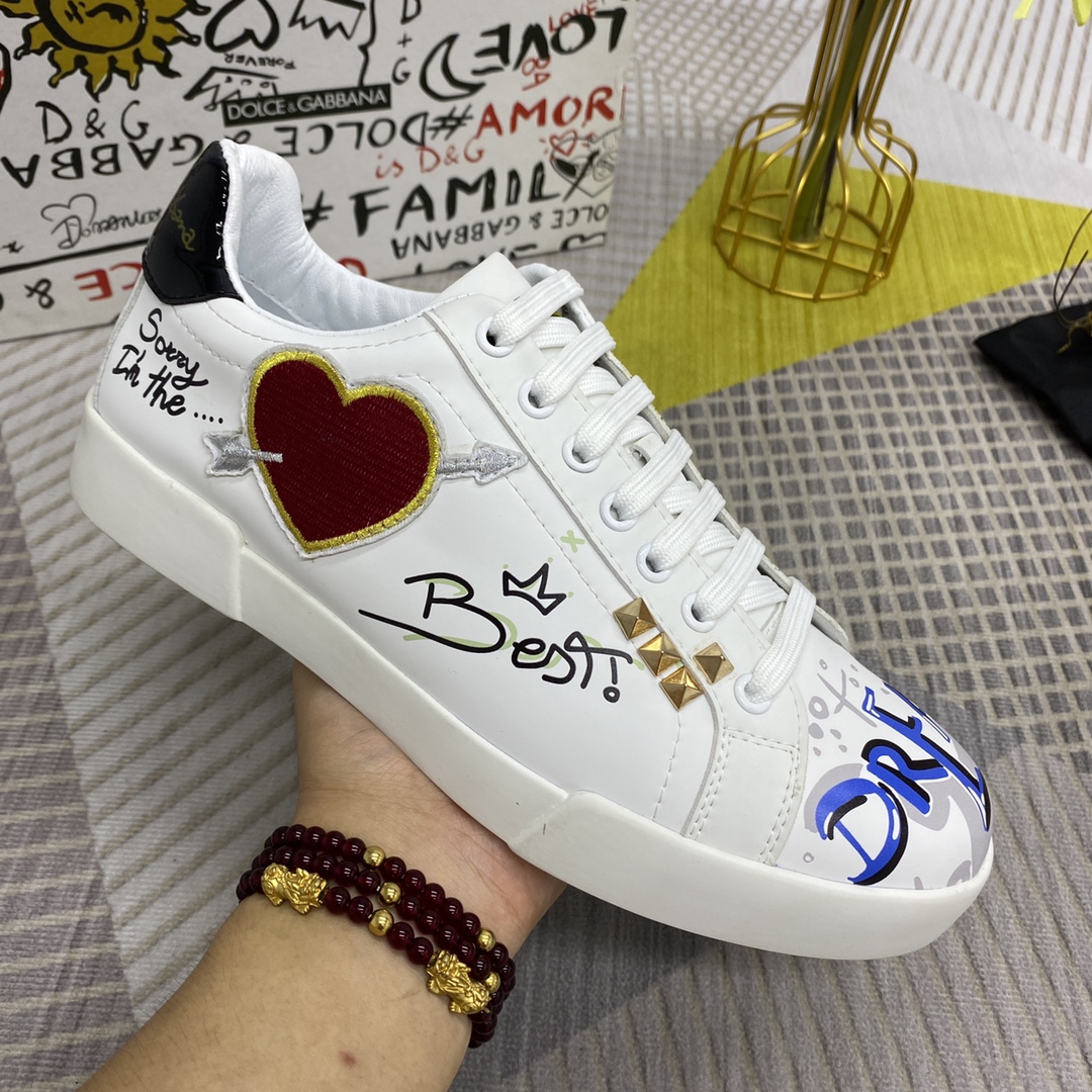 Dolce & Gabbana Low Tops Sneakers 104 - vstockx
