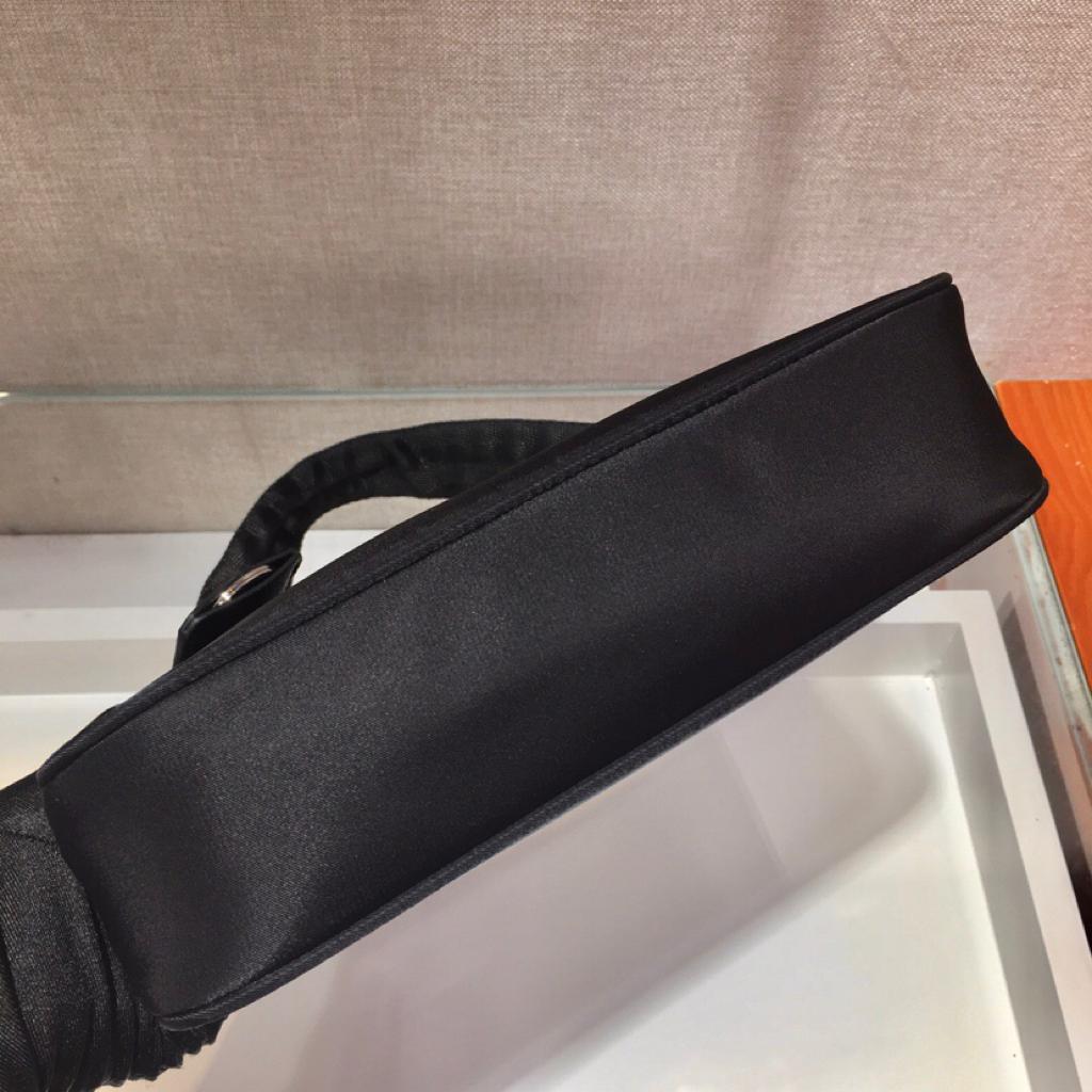 Handbag Prada 1NE515 Black size 23*13*5cm - vstockx
