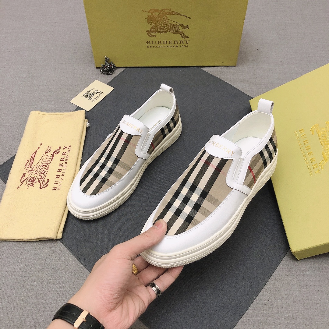 Burberry Perforated Check Sneaker 38 - vstockx