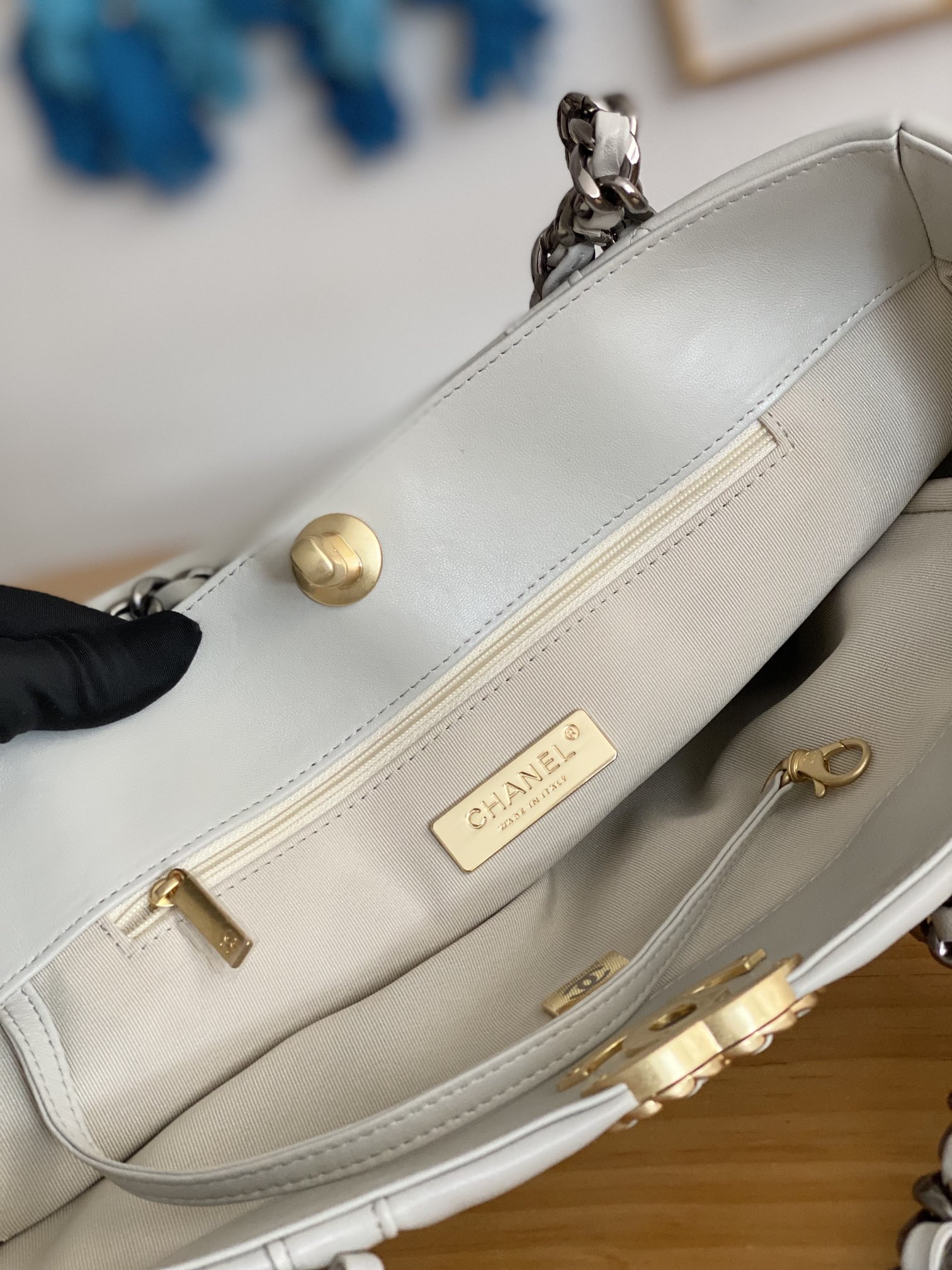 Handbag Chanel AS3660 size 24*41*10.5 cm - vstockx