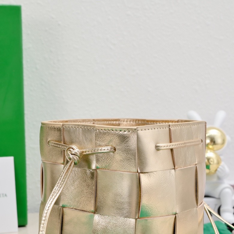 Handbags Bottega Veneta 6612 size:19 cm - vstockx