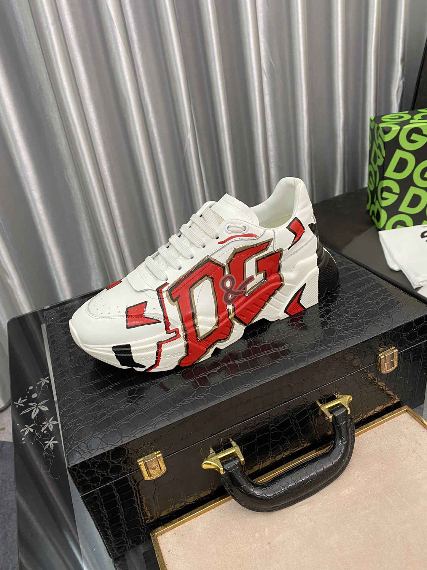 Dolce & Gabbana Low Tops Sneakers 75 - vstockx