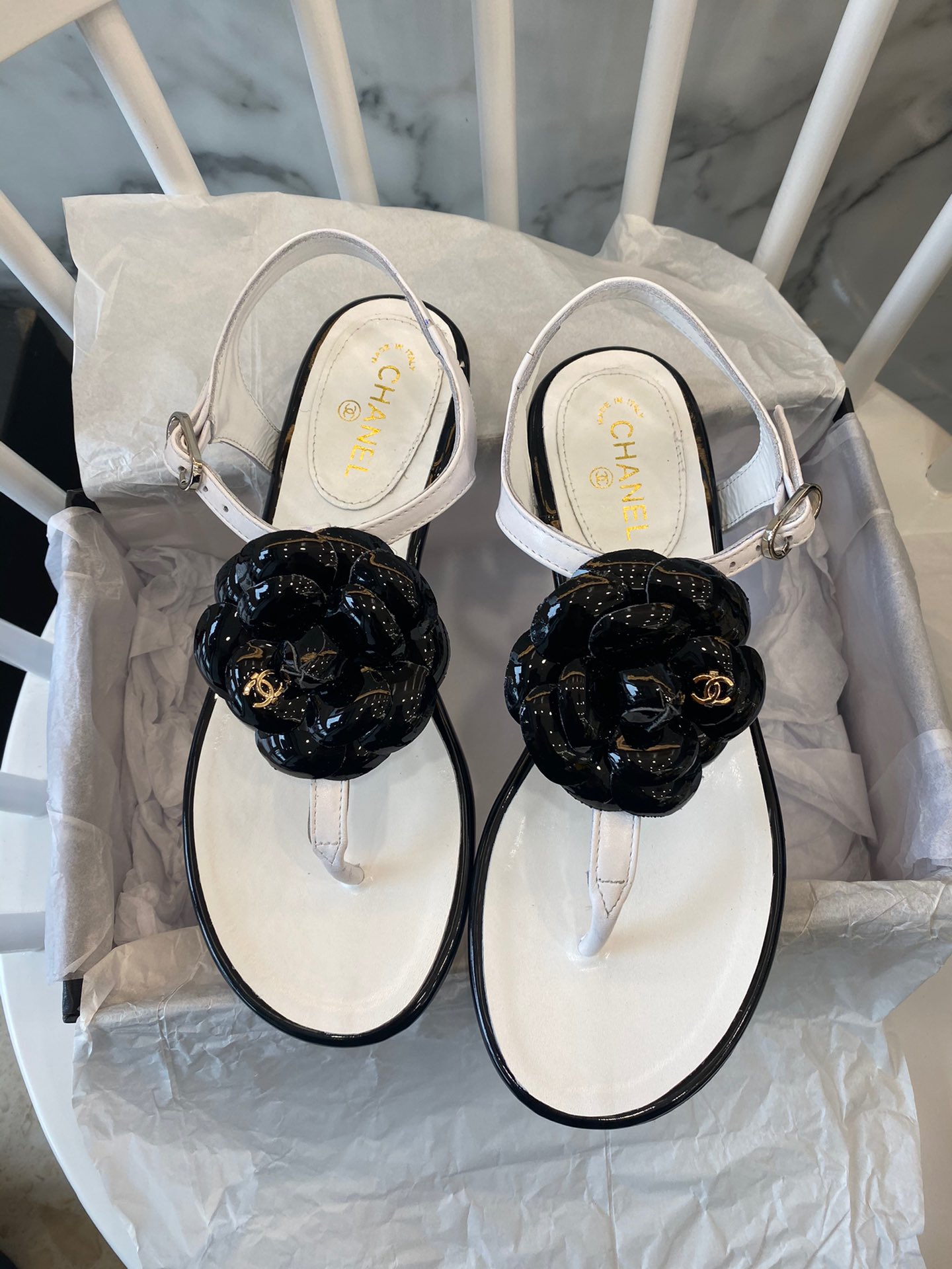 Chanel Slides 33 - vstockx