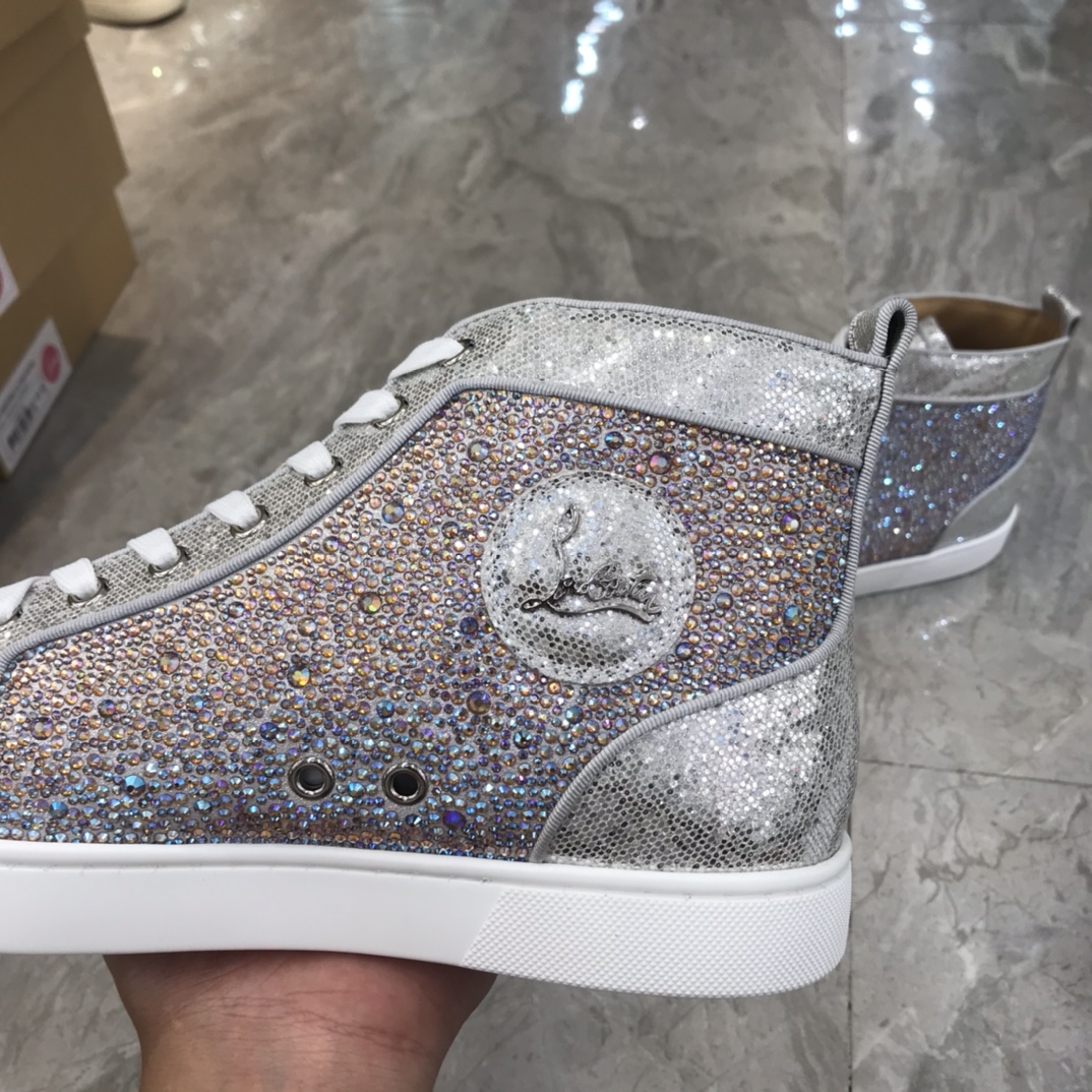 Christian Louboutin Louis Junior Spikes Orlato Flat Sneakers 19 - vstockx