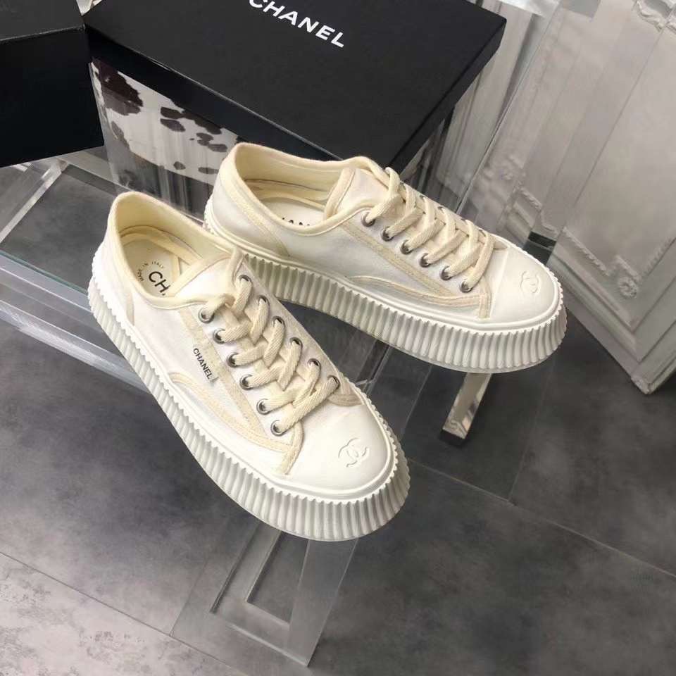 Chanel Platform Sneaker 25 - vstockx