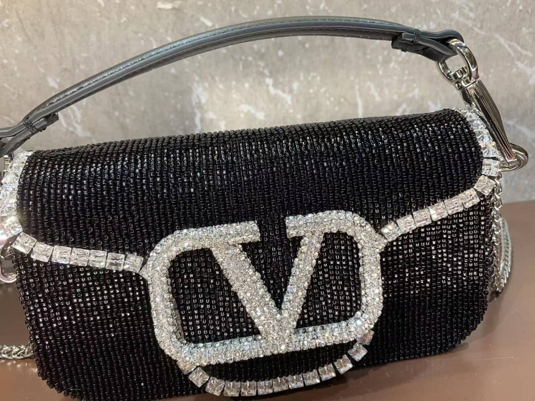 Handbag Valentino V0134 size 20*11*5 cm - vstockx