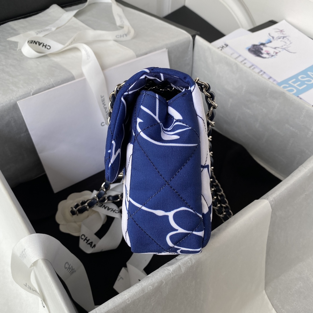 Handbag Chanel AS3521 size 15X24.5X5 cm - vstockx