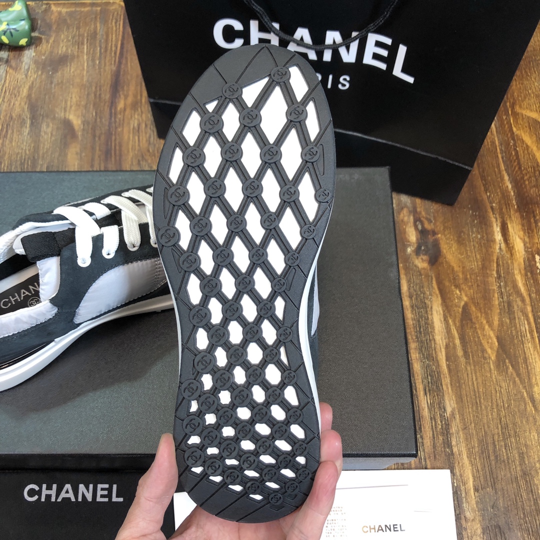 Chanel Fabric & Suede Calfskin Low Top Sneaker 32 - vstockx