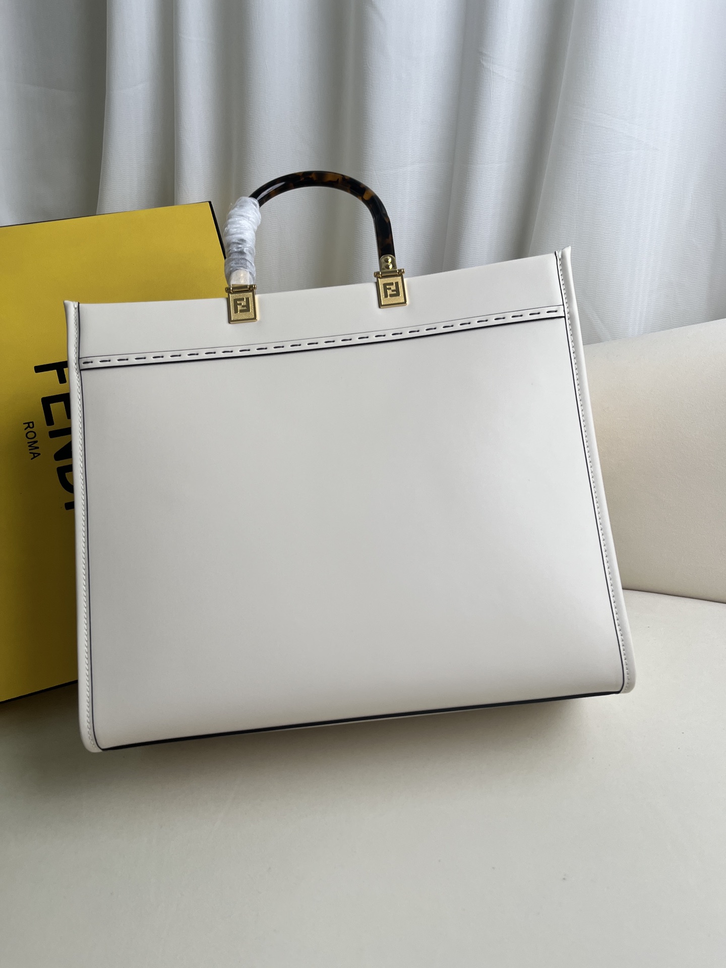 handbags FENDI 877 size:17*35*31 - vstockx