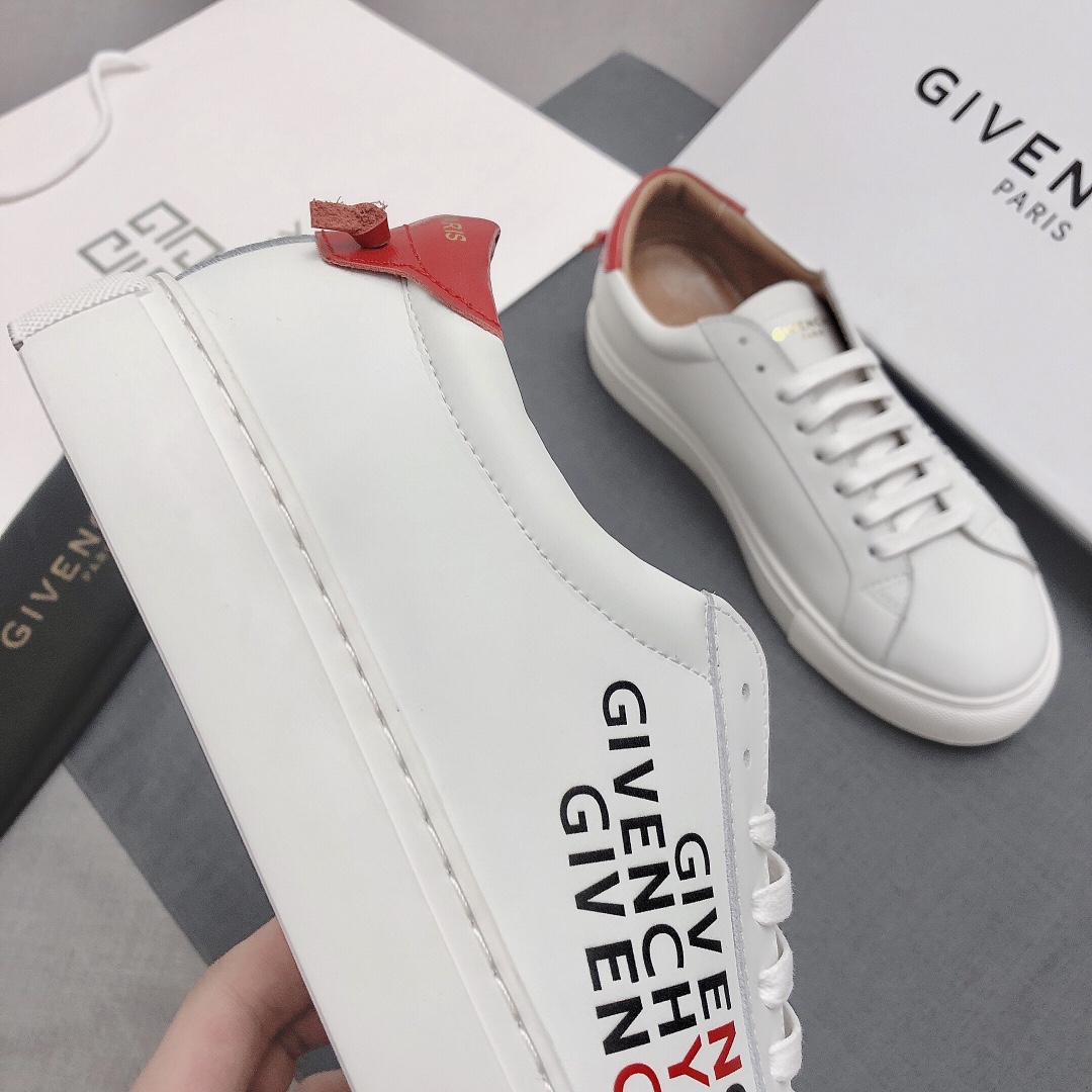 Givenchy Urban Street Logo-print Leather Sneakers 44 - vstockx