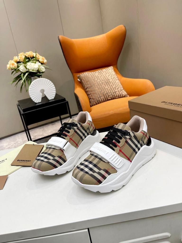 Burberry Regis Archive Beige White - vstockx