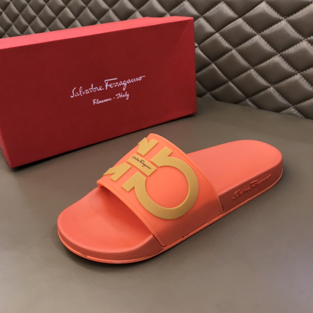 Salvatore Ferragamo Groove Slides 1 - vstockx