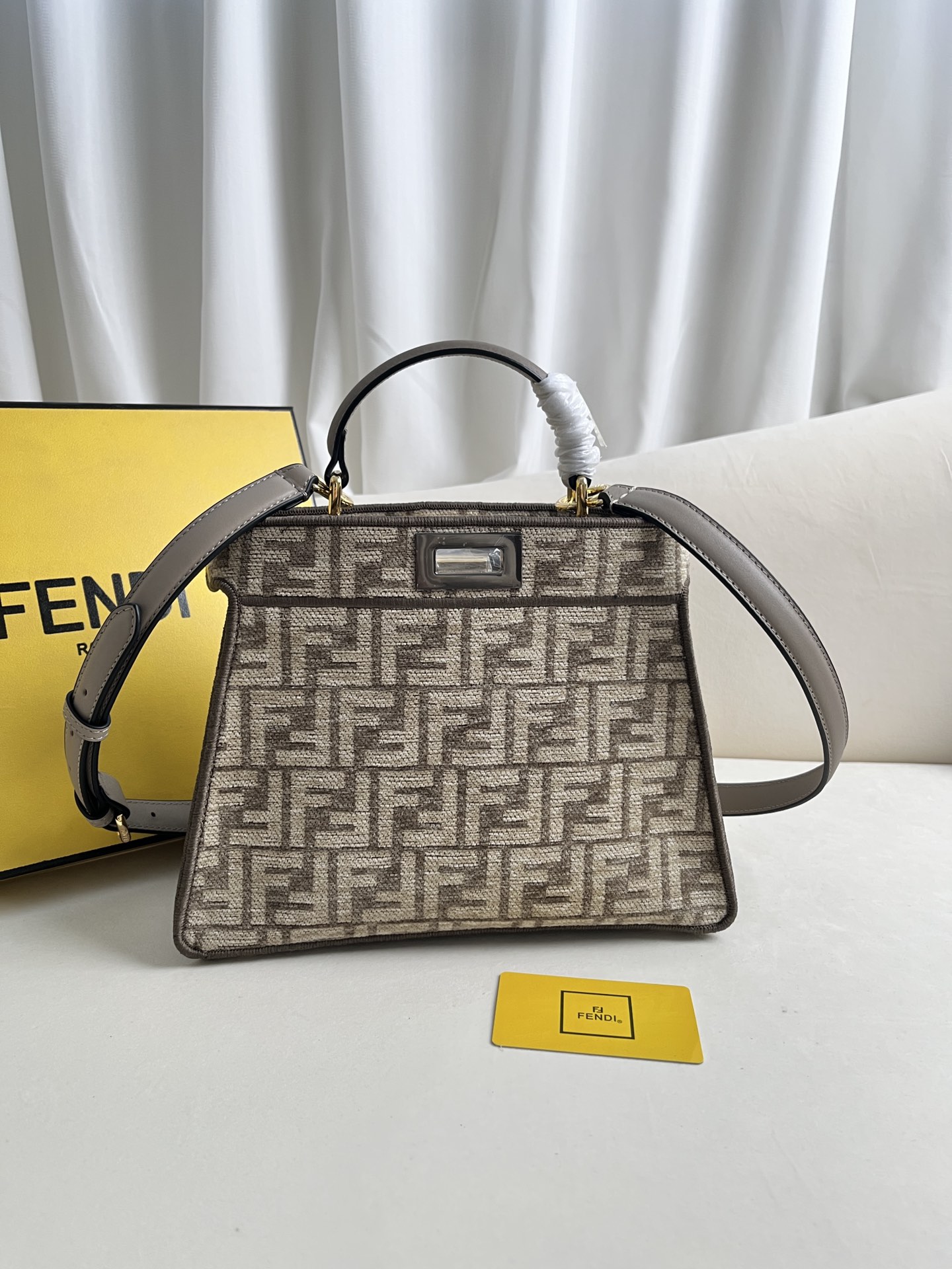 handbags FENDI 0229 size:27*21*11cm - vstockx