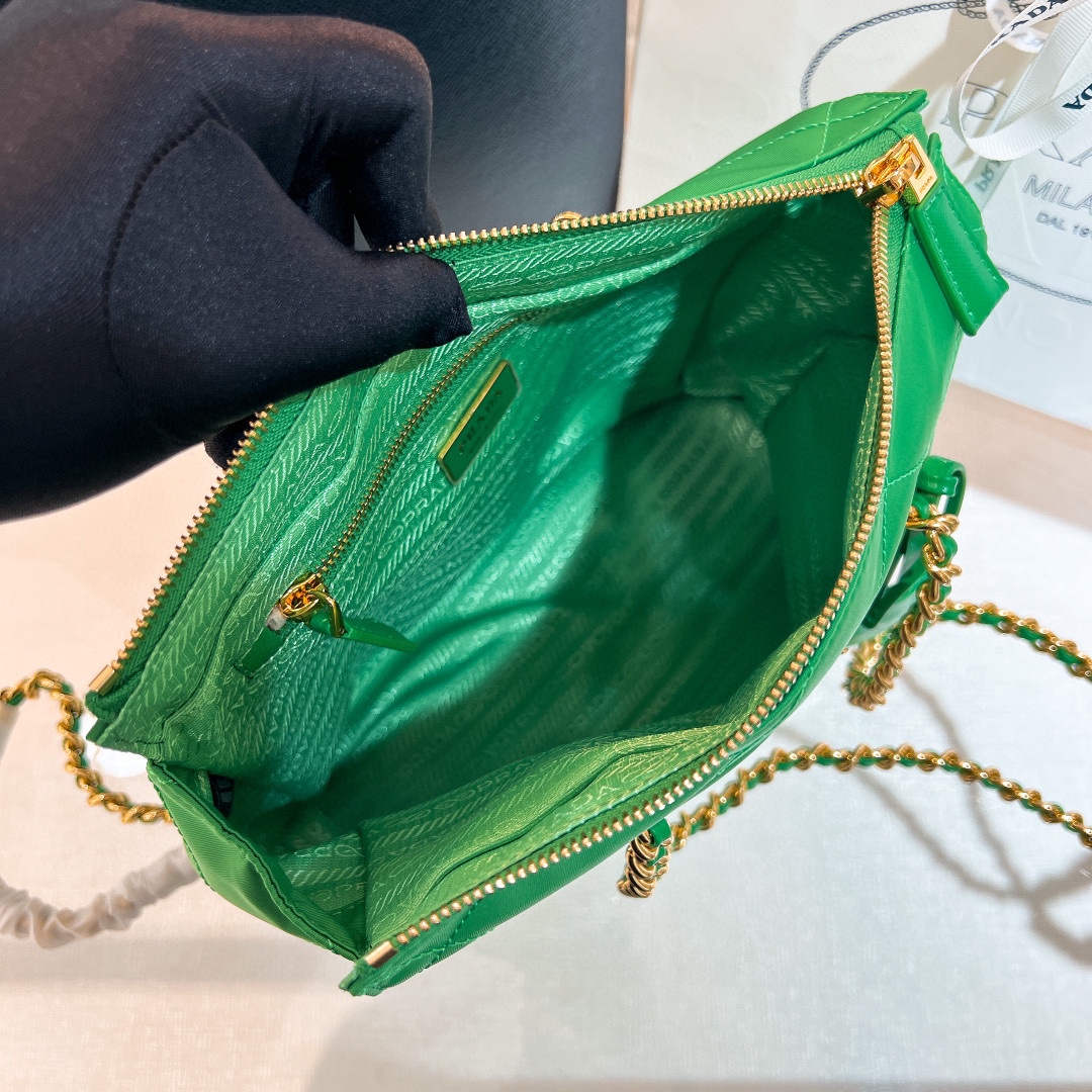 handbags prada 1BG468 25*19*7 - vstockx