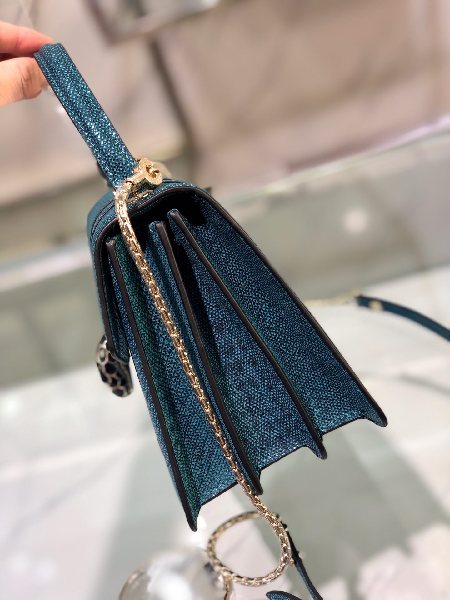 Handbags Bvlgari 38329 - vstockx