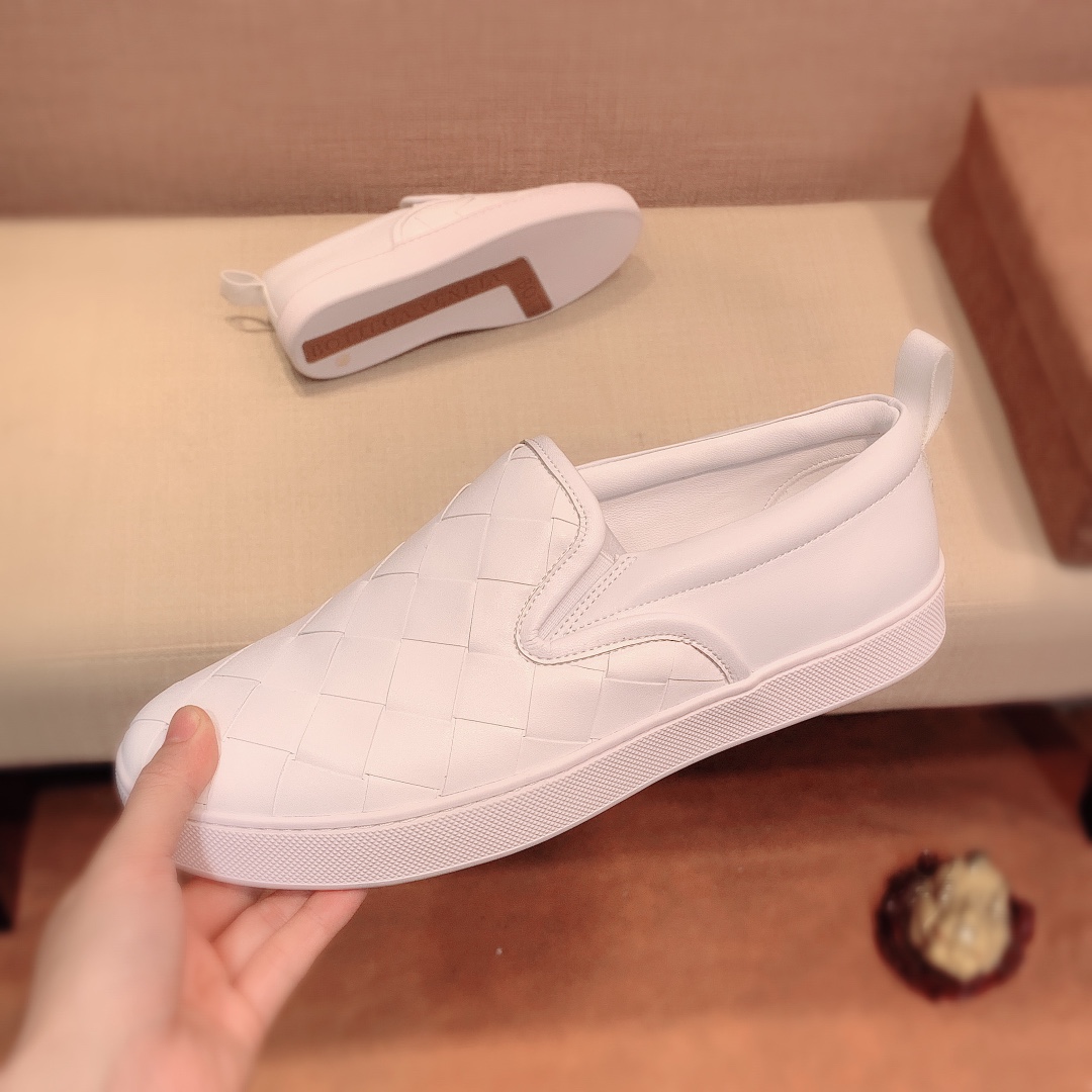 Bottega Veneta Intrecciato Leather Loafers 5 - vstockx