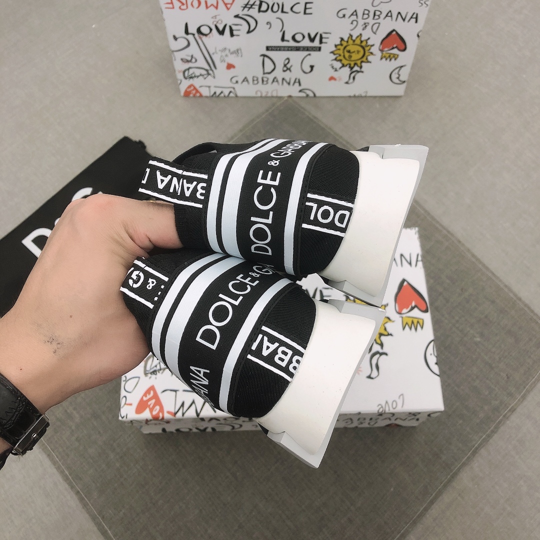 Dolce & Gabbana Sorrento 5 - vstockx