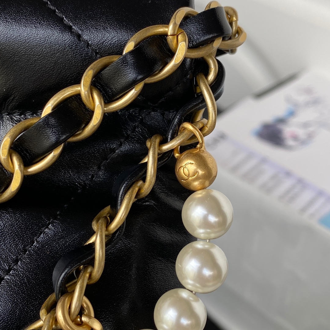 Handbag Chanel AS3263 size 18X20X6.5 cm - vstockx