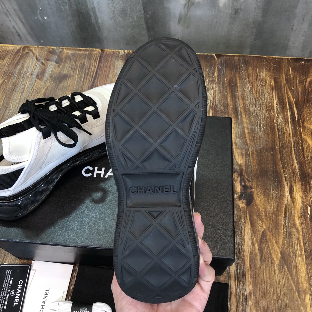 Chanel Fabric & Suede Calfskin Low Top Sneaker 13 - vstockx