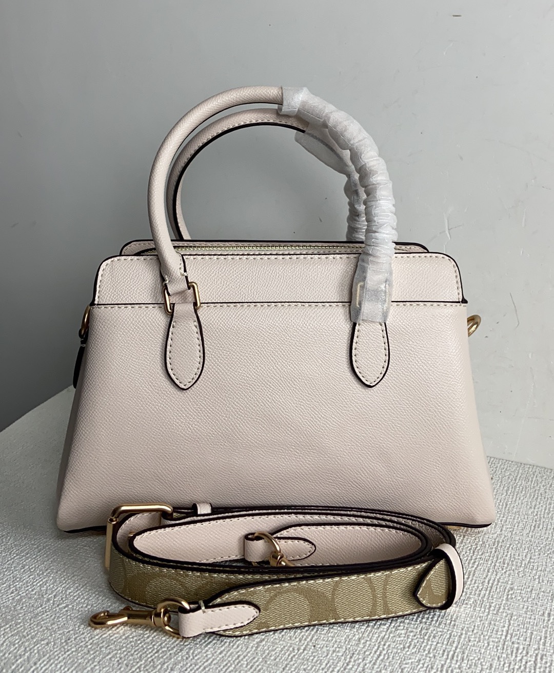 Handbags Coach CH859 size:26*17*11 - vstockx
