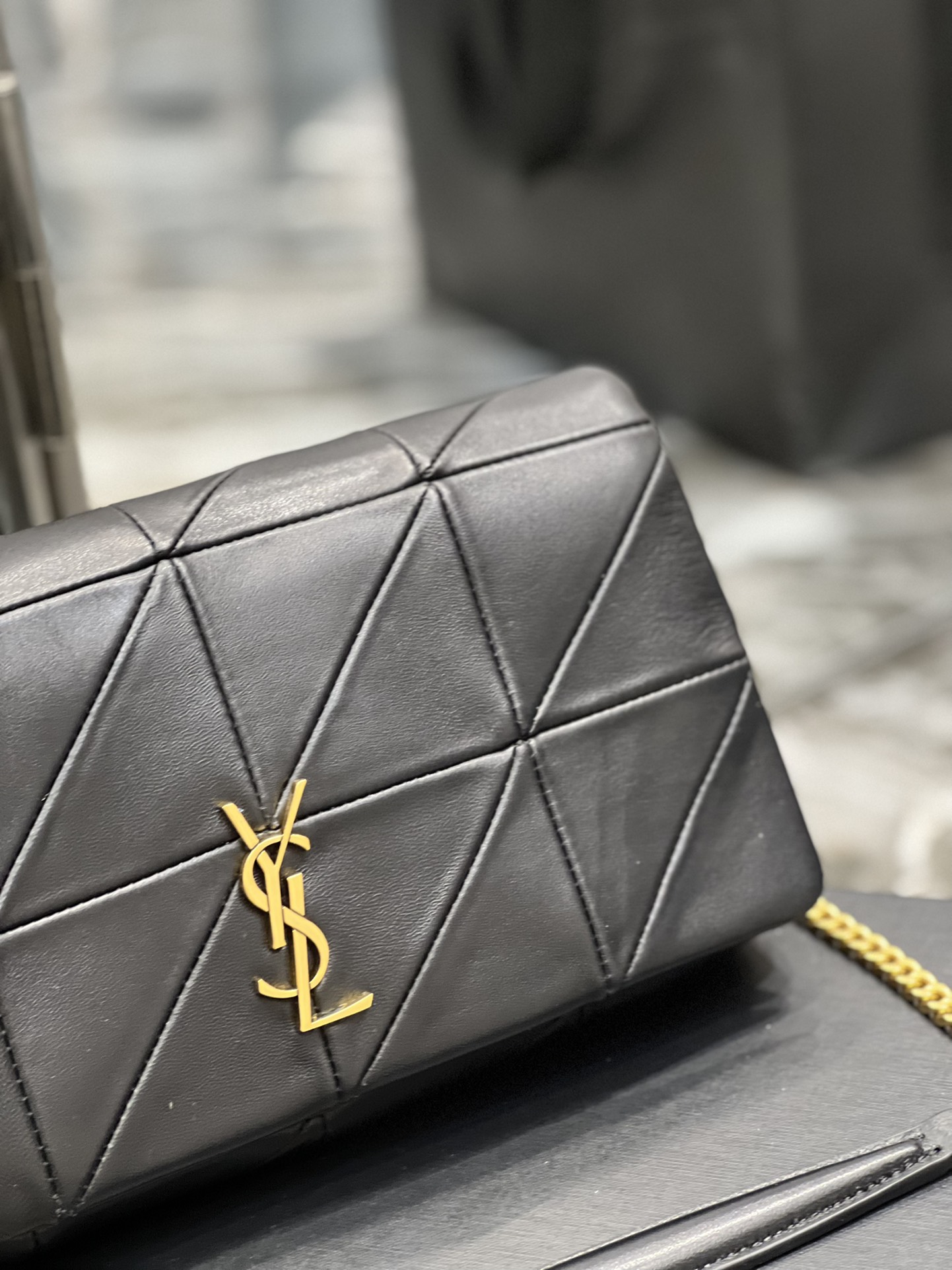 Handbags SAINT LAURENT 605026 size 26.5  14  6 cm - vstockx