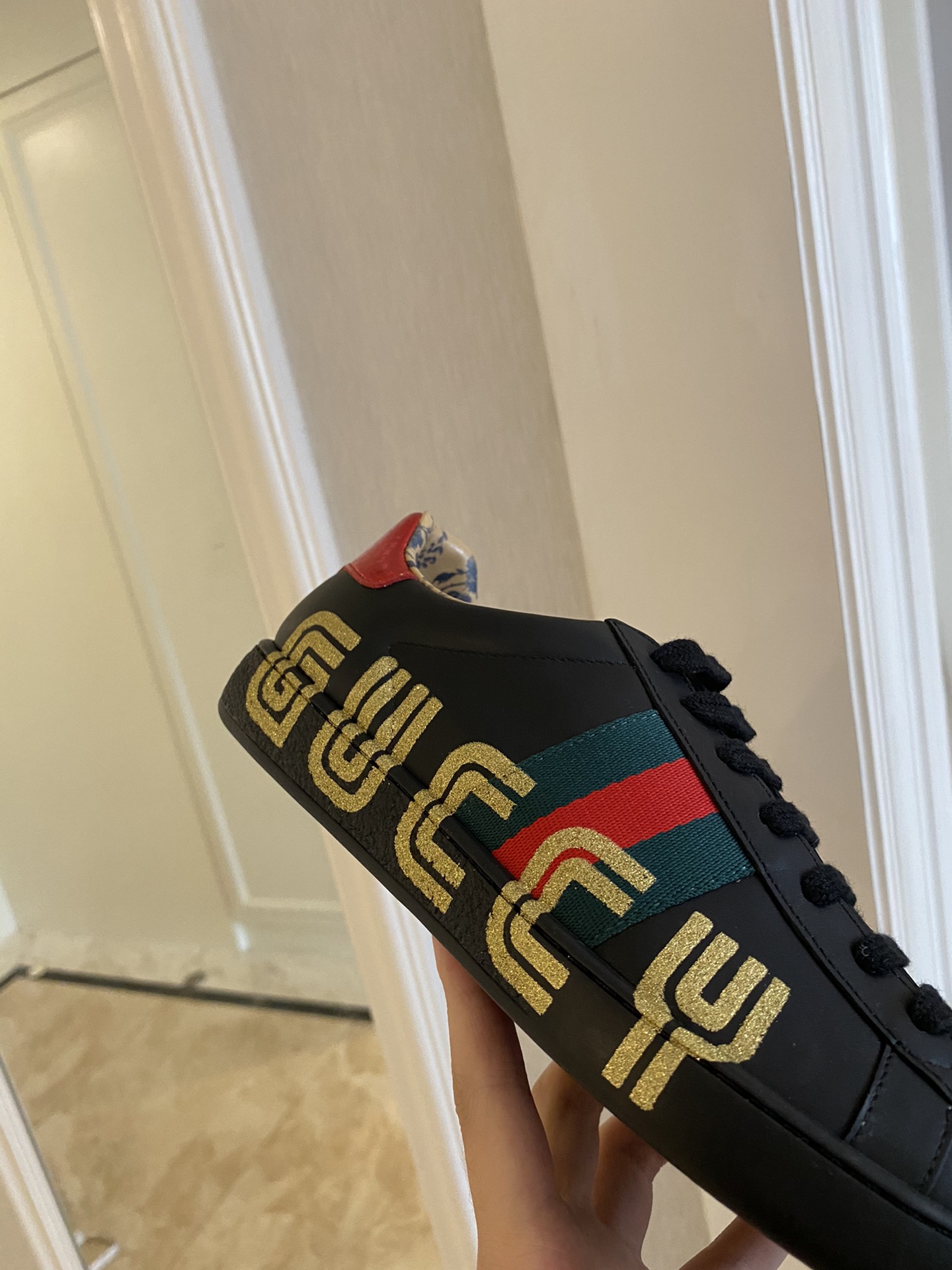 Gucci Women's Ace sneaker with bee sneaker 4 - vstockx