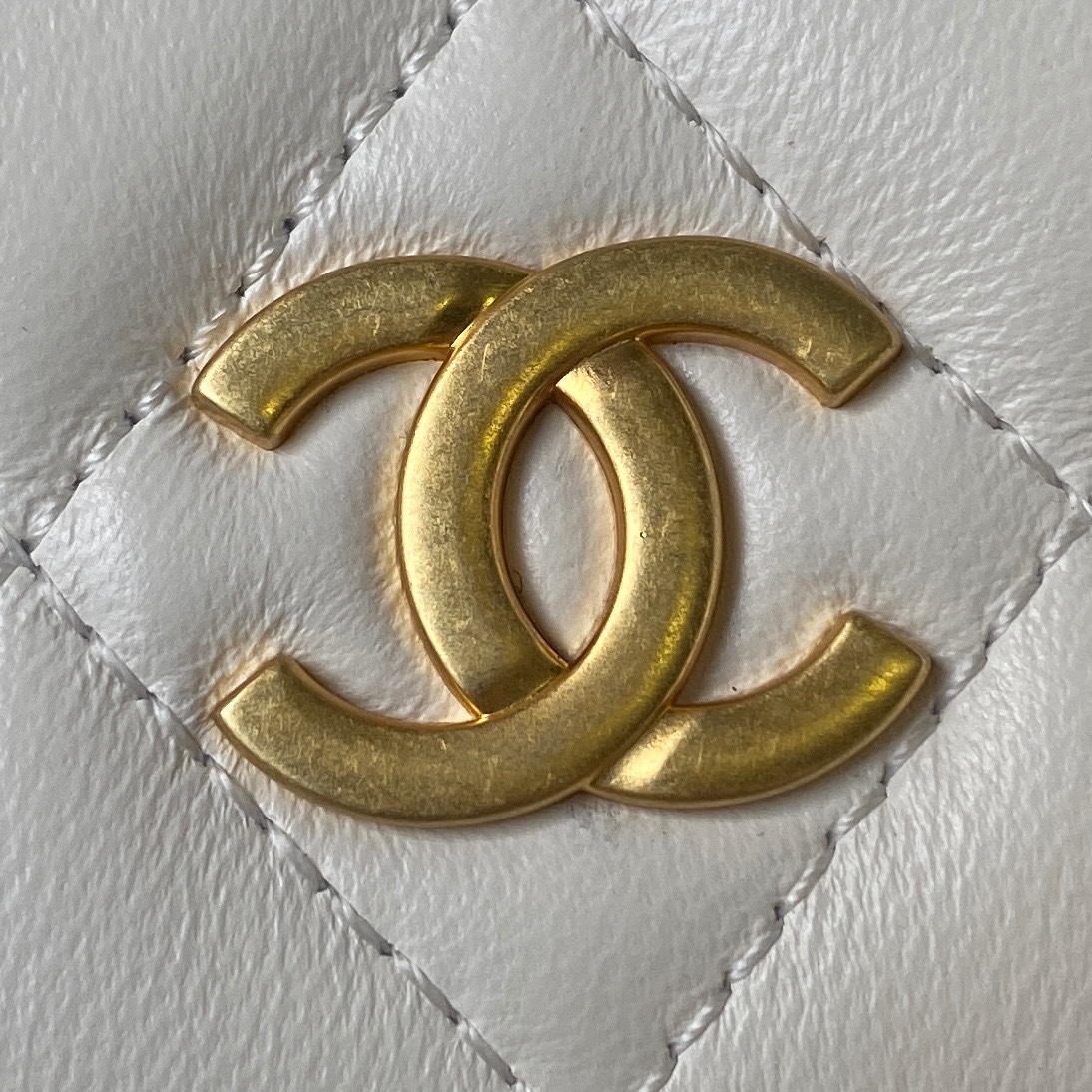 Handbags Chanel AP3485 size:10    13.2    4.5 cm - vstockx