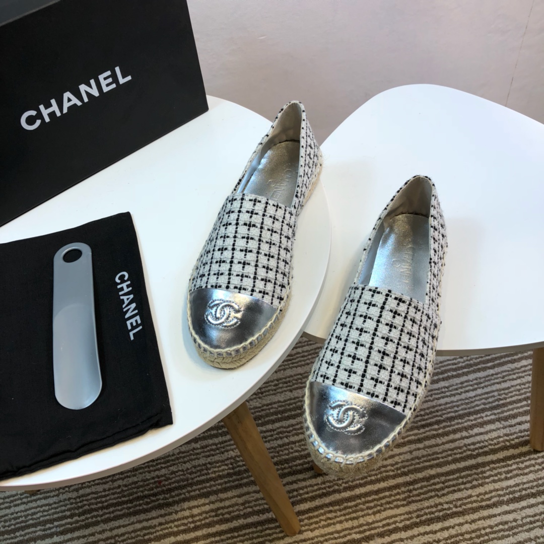 Chanel Loafers 34 - vstockx