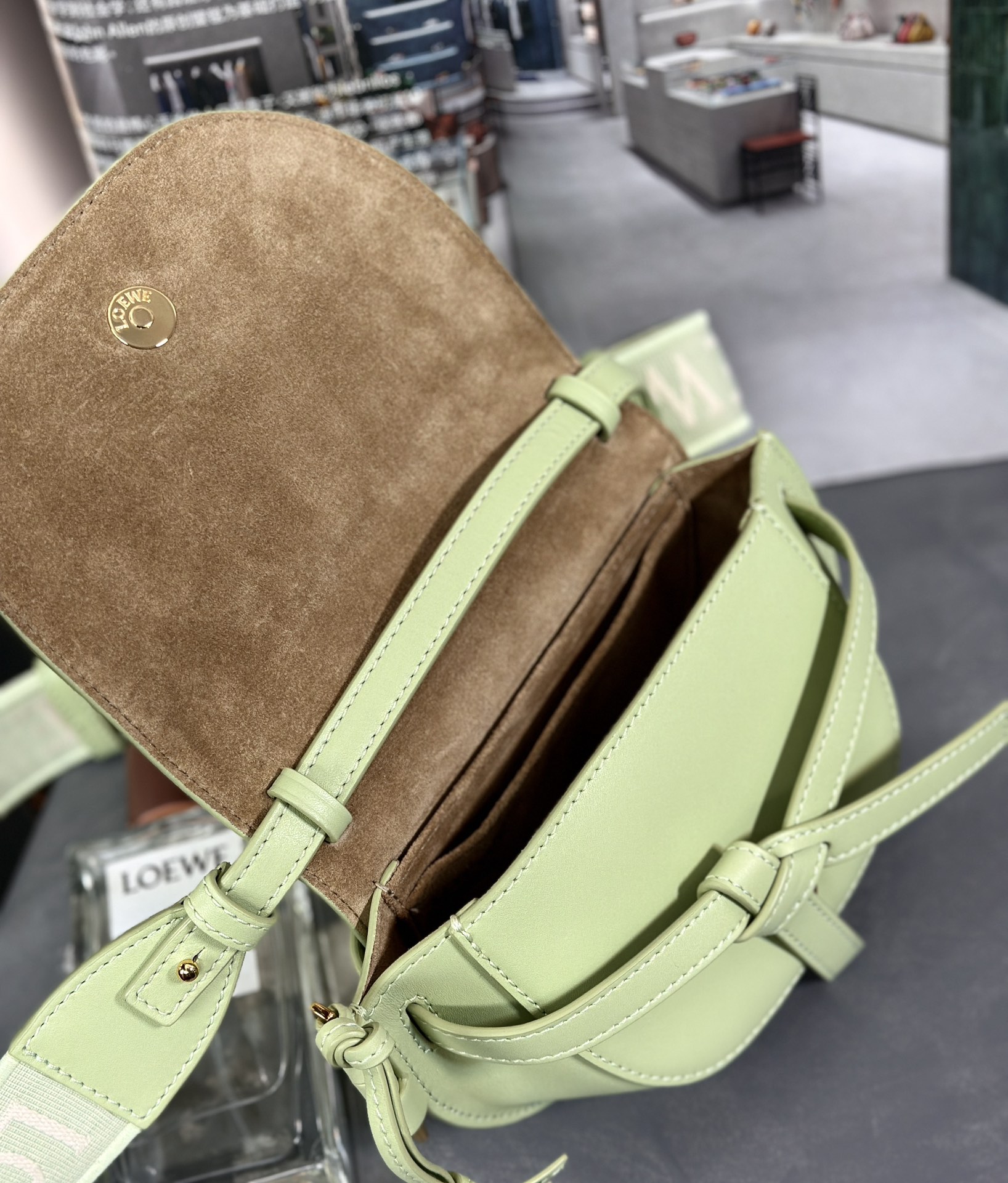 Handbags LOEWE   size:15*12.5*9cm - vstockx