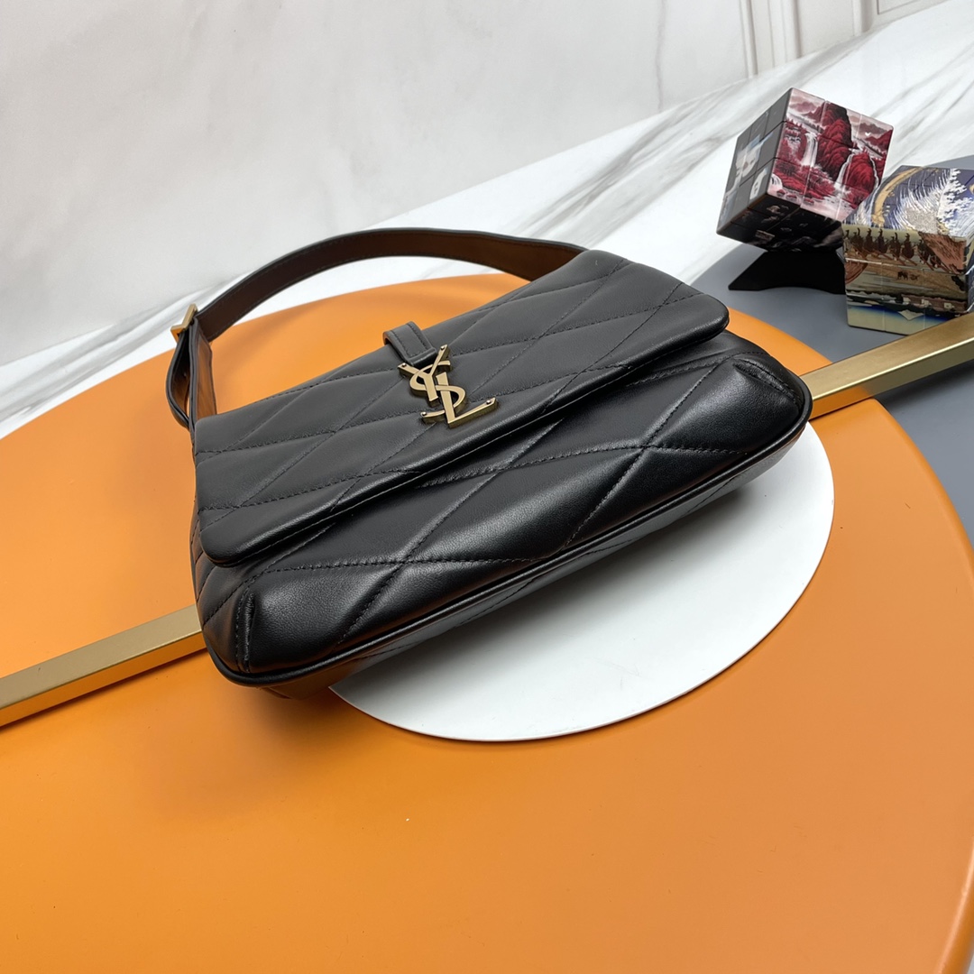 Handbags SAINT LAURENT 698567 size 24  18  5.5 cm - vstockx