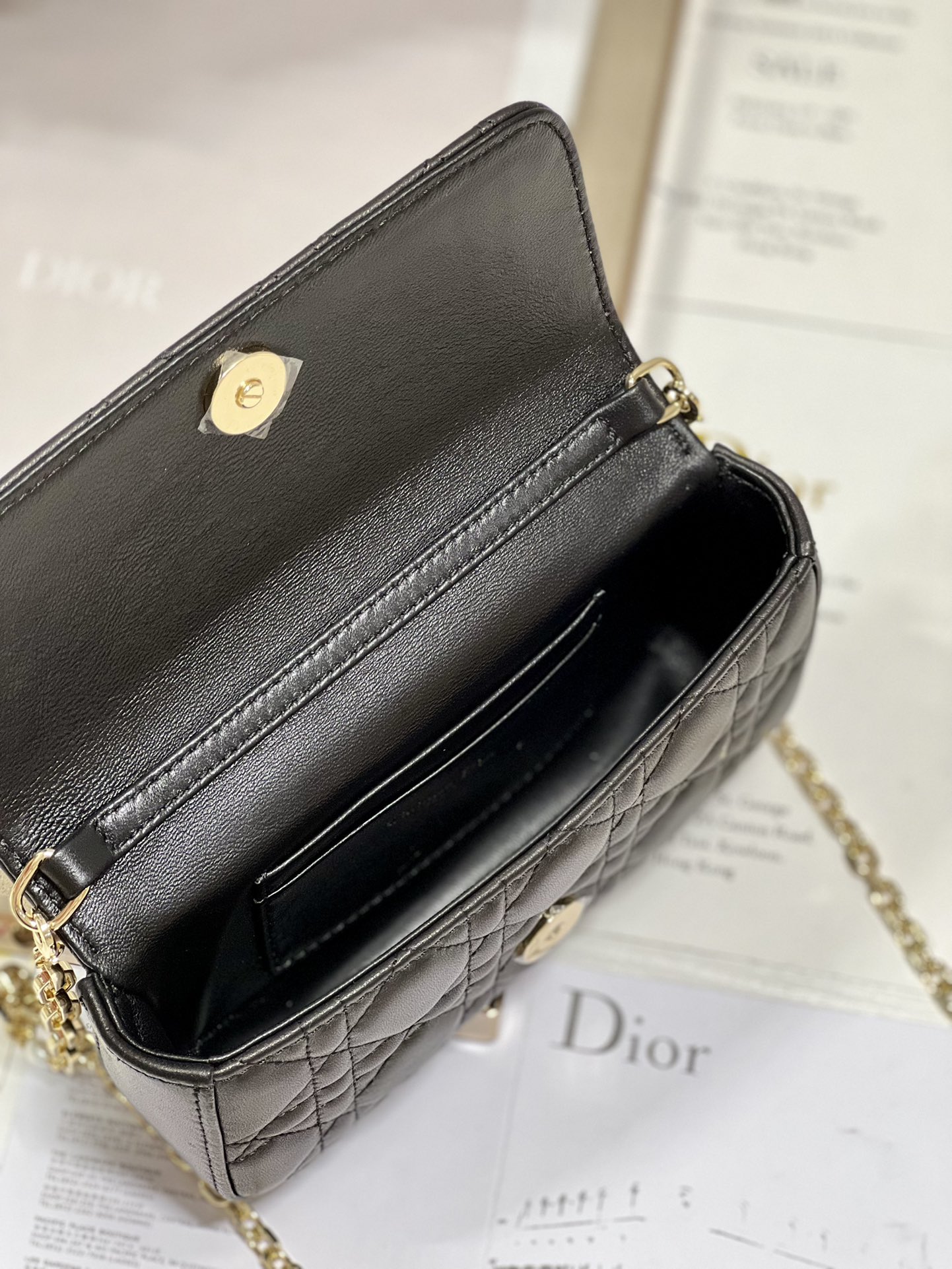 Handbag Dior 0977 size 18.5 x 10 x 4 cm - vstockx